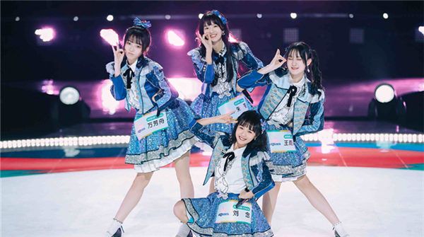 AKB48 Team SH《创造营2020》首秀 正统偶像甜爆全场   