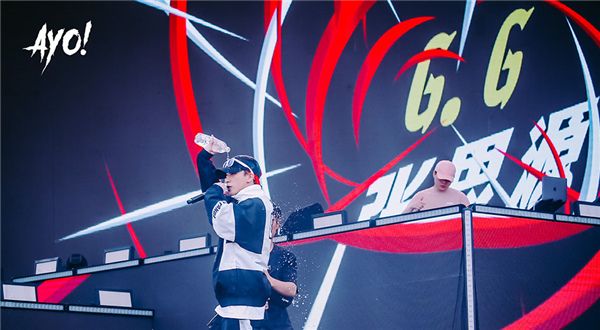     G.G张思源第五次受邀登台AYO音乐节  与现场歌迷互动high翻全场