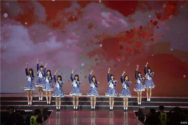 AKB48 Team SH 演出照片.jpg