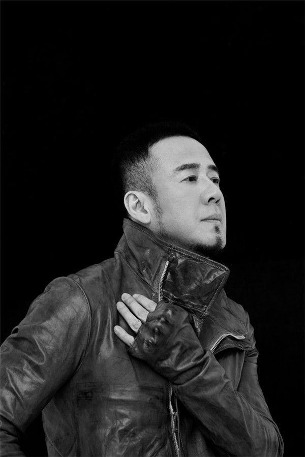 杨坤.jpg