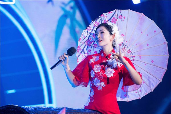 谢娜.jpg
