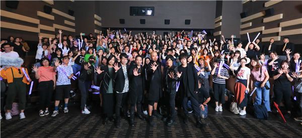 7《五月天人无限公司》获大陆票房预售冠军，观众抢先观看.JPG