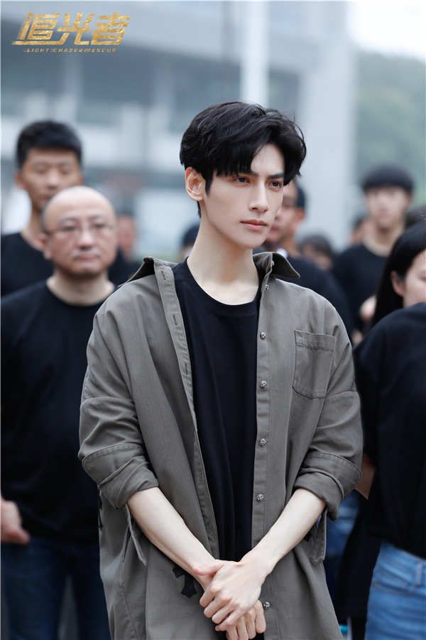 《追光者》正式官宣开机  罗云熙二度饰演律师备受期待 (2).jpg