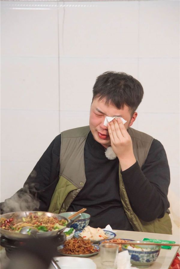 杜海涛感动落泪.jpg