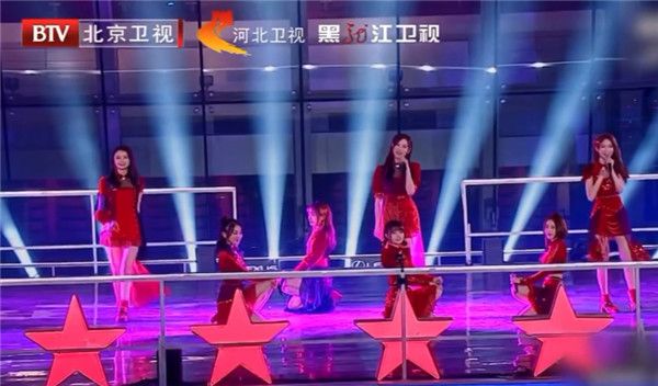 4sing 女团表演.jpg