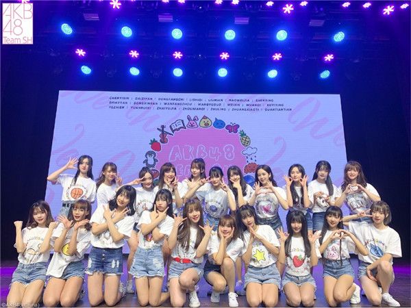 AKB48 Team SH粉丝见面会.jpg