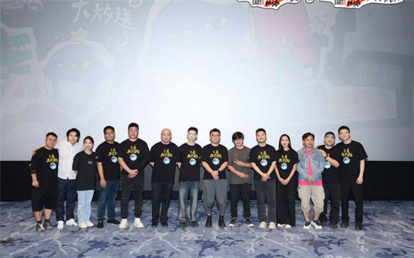 双黄小月饼新鲜出炉！电影《流浪地球2》3D版和纪录片重回大银幕