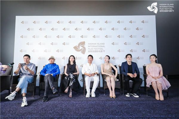 陈都灵电影《热汤》亚洲首映引热议 文艺气质亮眼被赞演技进步