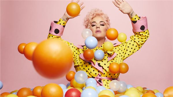 凯蒂佩芮（Katy Perry）全新大碟《微笑》（Smile）  全球唯一“中国特别版”数字专辑即将发行/开启预售