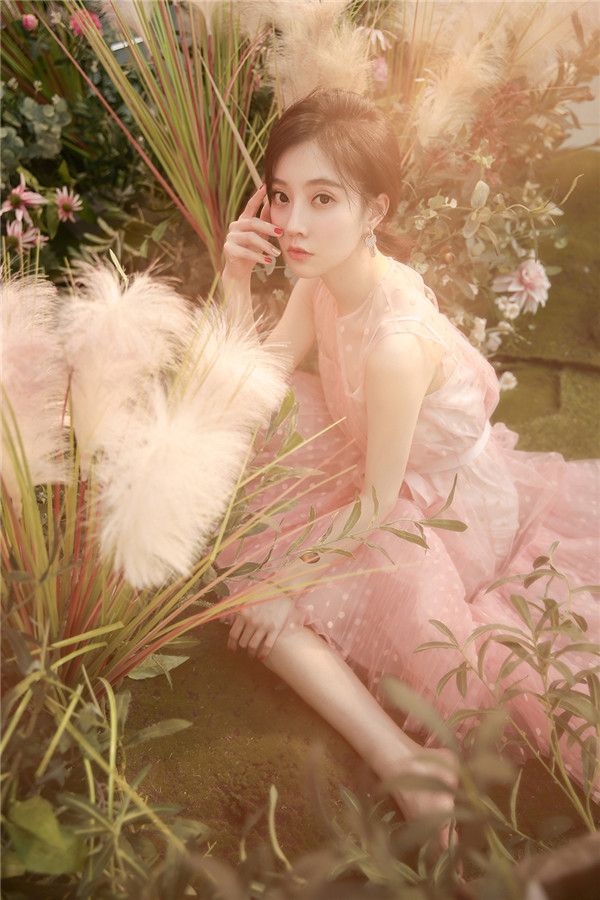 冯提莫甜美清新.jpg