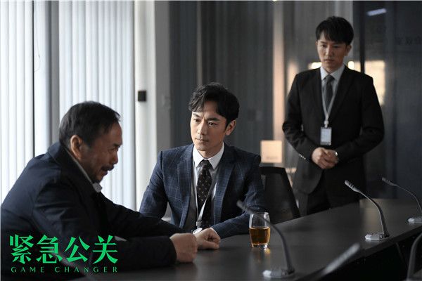 紧急公关剧照05.jpg