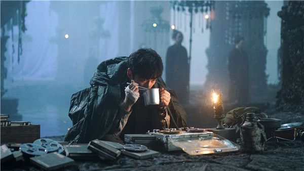 《重启之极海听雷》吴邪持续上线 朱一龙用细节为角色增添血肉
