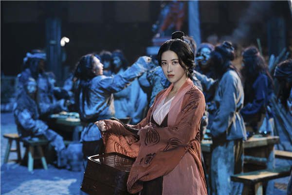 《天龙八部》《乔家的儿女》接连开播  朱珠强反差演绎康敏、马素芹