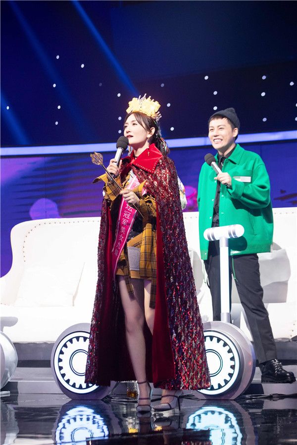 谢娜九妹.jpg