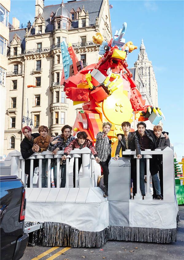 NCT 127 'Macy's Thanksgiving Day Parade' 现场照片1.jpg