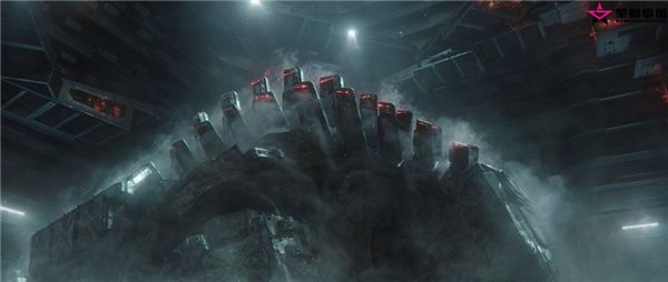 重装机械神秘登场.jpg
