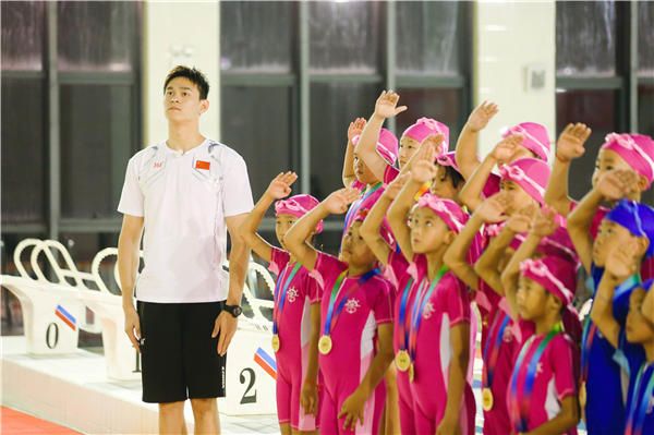 孙杨 (9).jpg