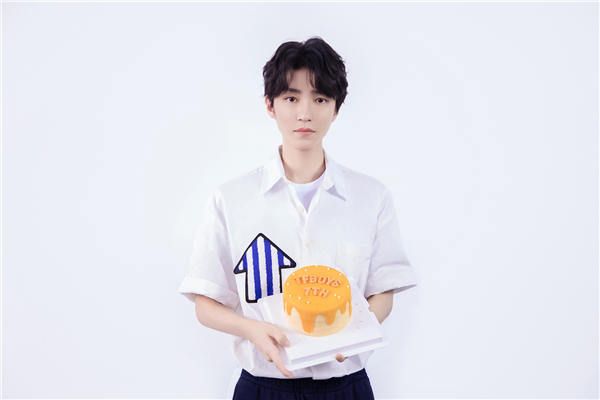 TFBOYS王俊凯.jpg