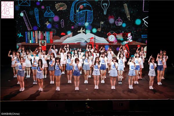 AKB48 Team SH 见面会活力满满.jpg