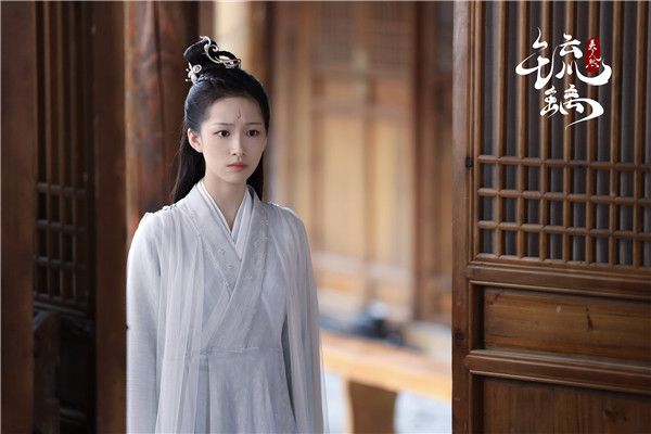 杨肸子《琉璃美人煞》剧照2.jpg