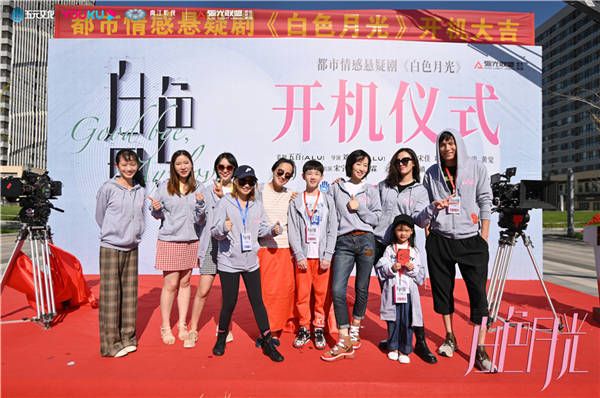 刘敏涛、宋佳、宋宁峰等.jpg