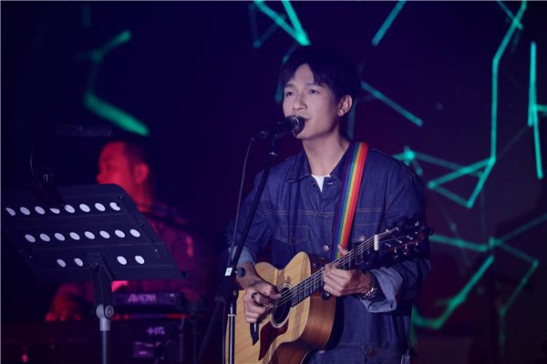 发布会1.jpg