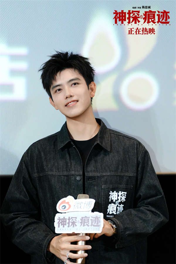 3陈飞宇.jpg 3陈飞宇.jpg