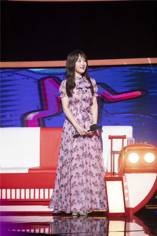 杨钰莹2.jpg