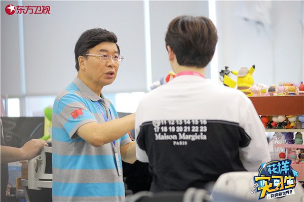 尤长靖搭档韩乔生.jpg