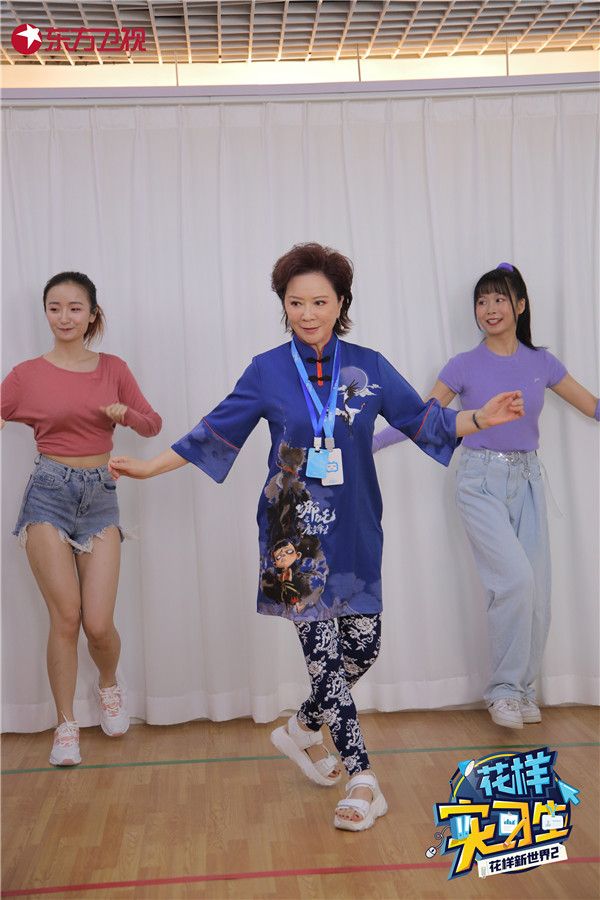 蔡明.jpg