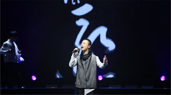 戴荃中国TOP排行榜获“年度最佳男歌手”《中歌会》演绎改编版《悟空》大获全胜