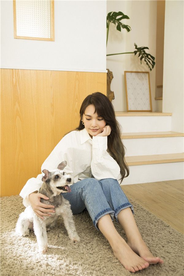 杨丞琳和爱犬YUMI2.jpg