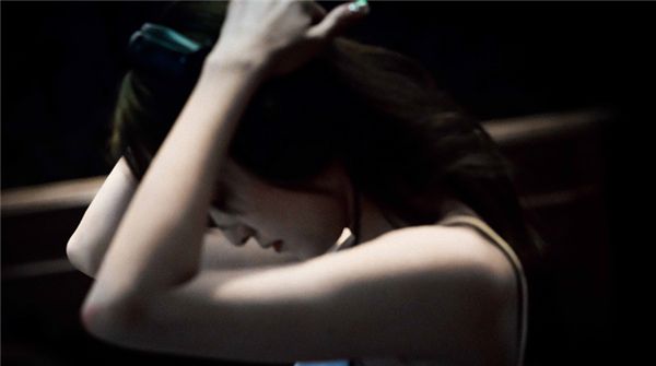 张韶涵新专全新单曲《还》正式上线 提问人生交还自己
