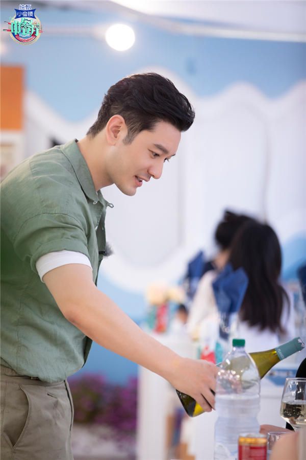 黄晓明.jpg