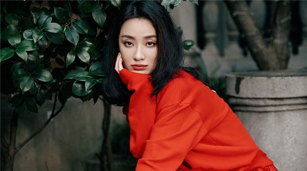 孙佳雨GIVENCHY七夕限定系列 甜美小妞碰撞酷飒御姐